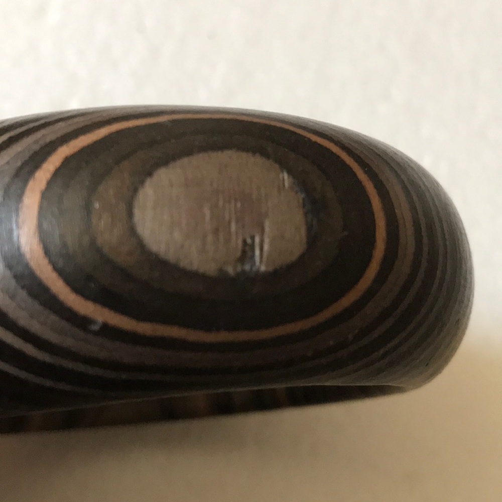 Wood bangle - Picture 3 of 5